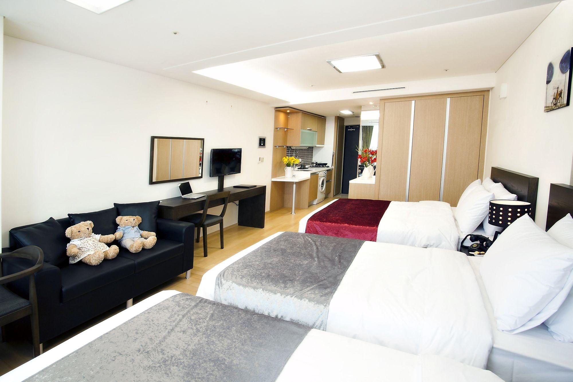 Hotel Hu Incheon Airport Ngoại thất bức ảnh