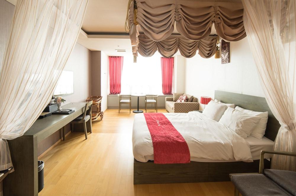 Hotel Hu Incheon Airport Ngoại thất bức ảnh