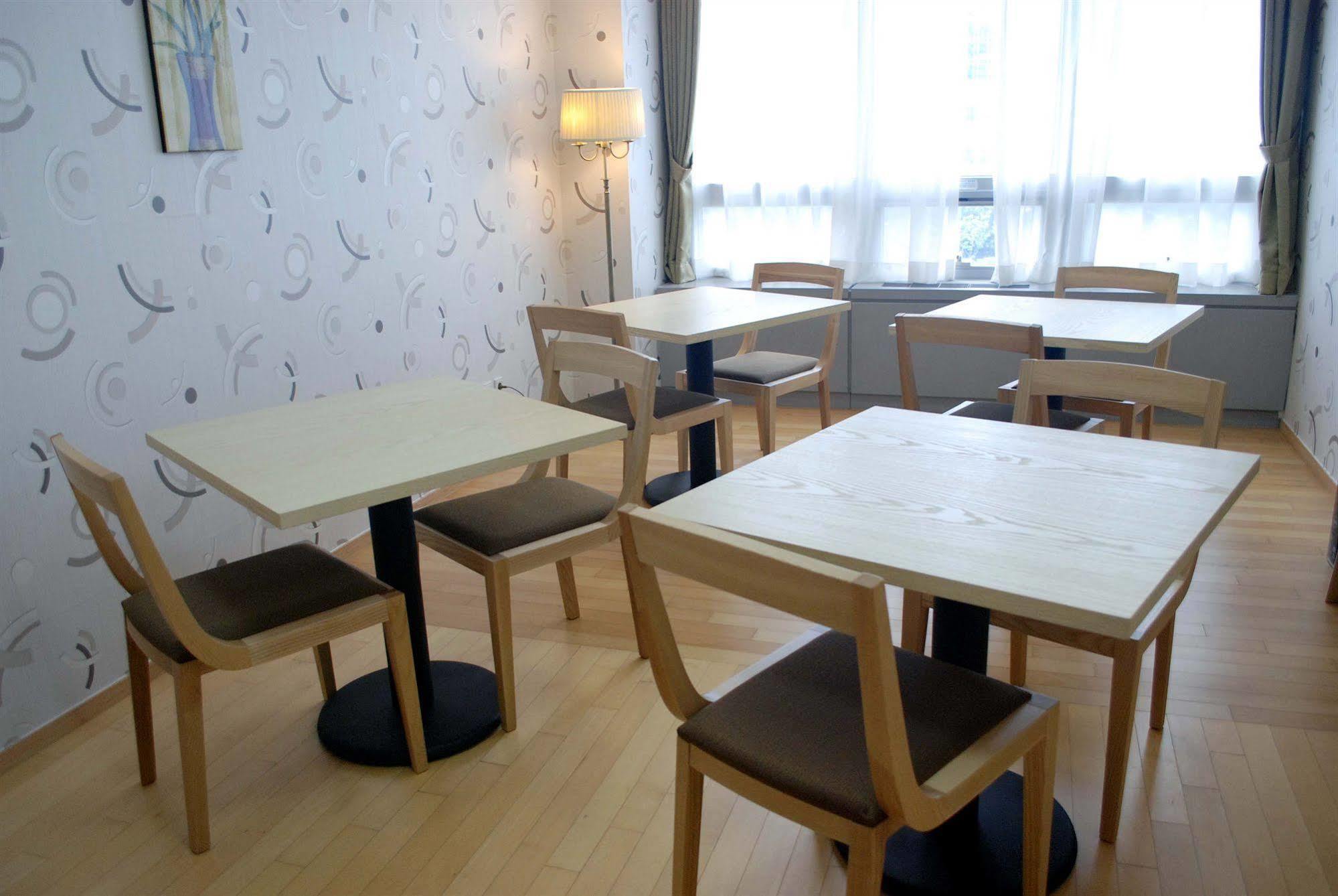 Hotel Hu Incheon Airport Ngoại thất bức ảnh